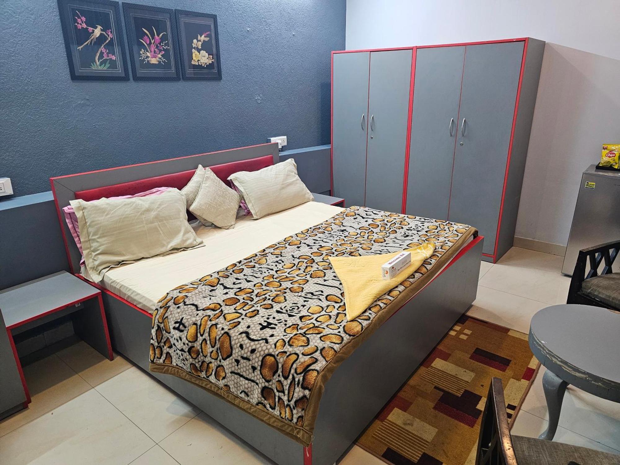 Deer Park Home Stay Нью-Делі Екстер'єр фото