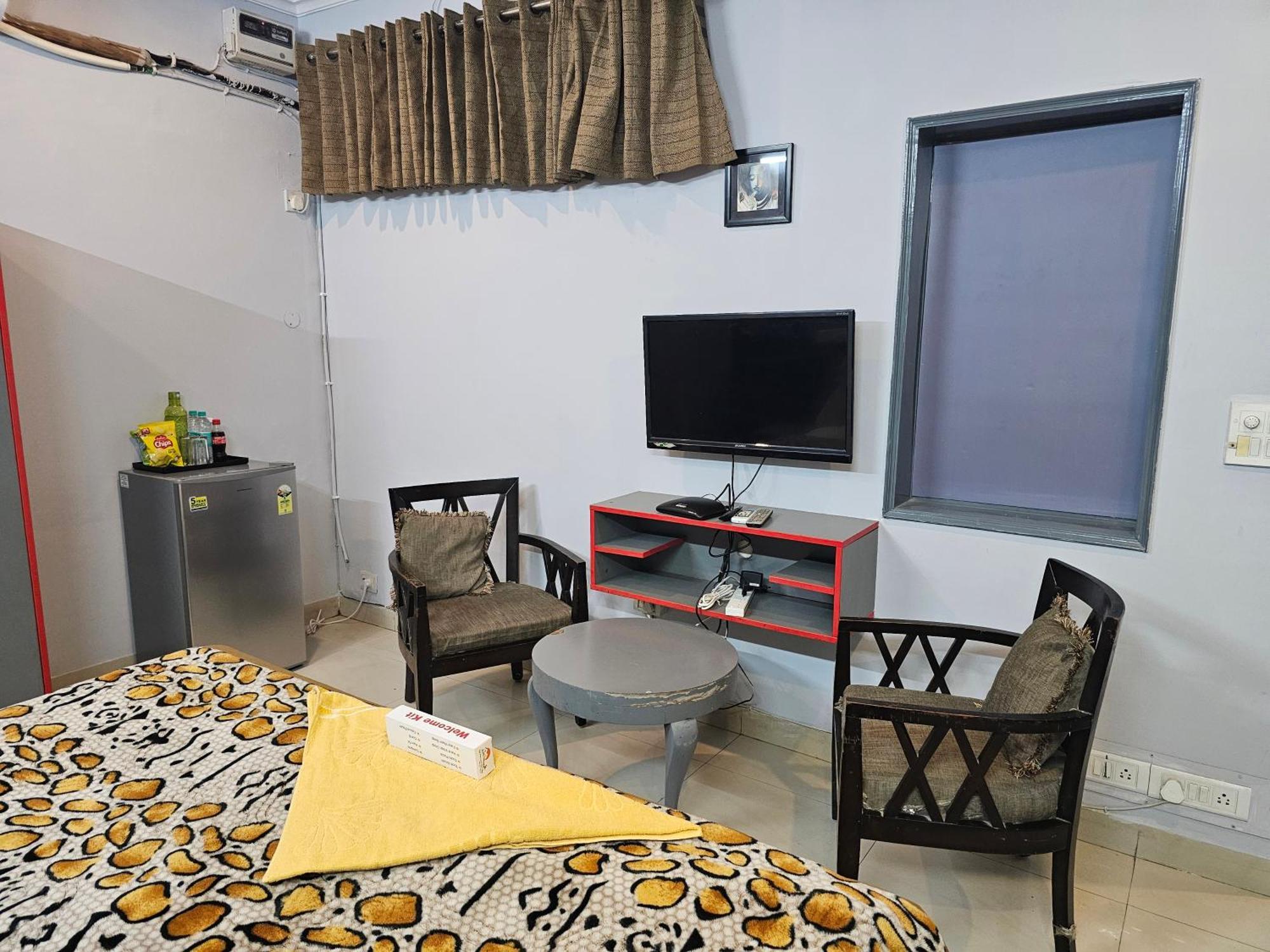 Deer Park Home Stay Нью-Делі Екстер'єр фото
