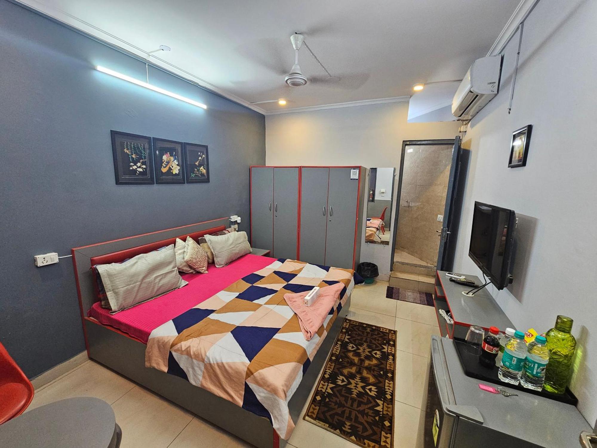 Deer Park Home Stay Нью-Делі Екстер'єр фото